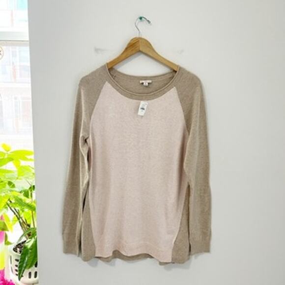 NEW Gap Cream & Tan Boyfriend Knit Sweater Size Medium - Picture 1 of 5